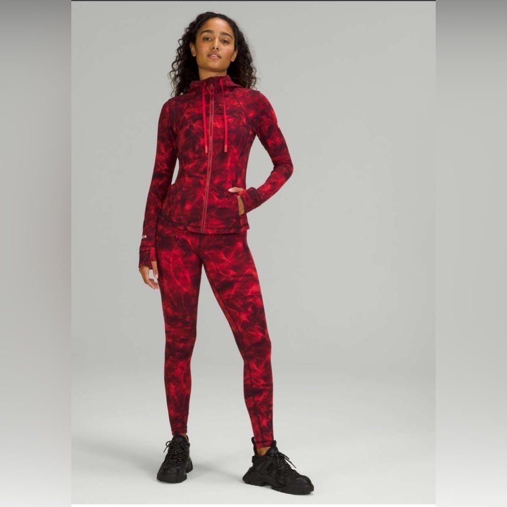Lululemon Align High-Rise Pant 28"
Metamorphic Glow Red Multi Size 0